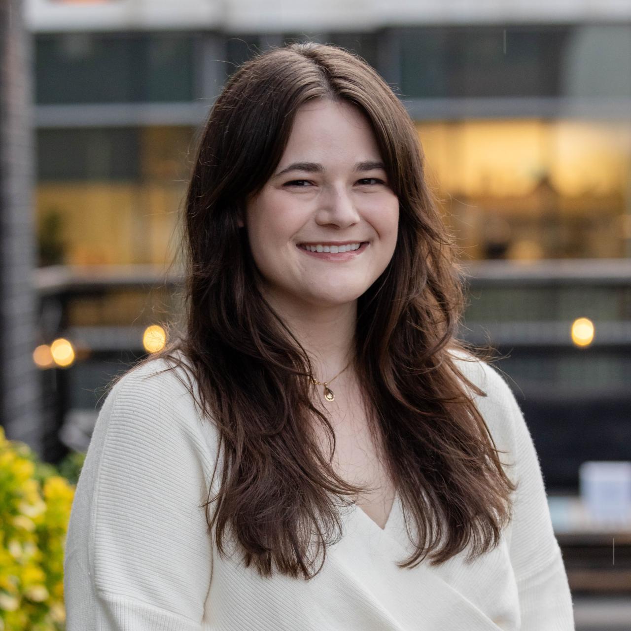 madeline smith headshots